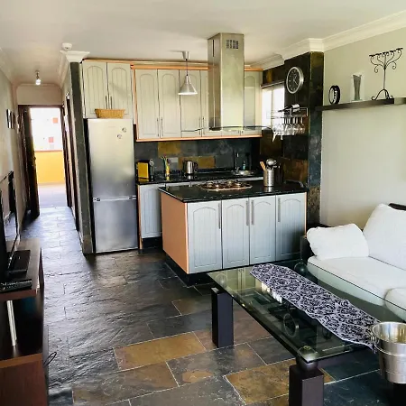 Lizards Lounge - Tanife Beim Yumbo Playa del Inglés