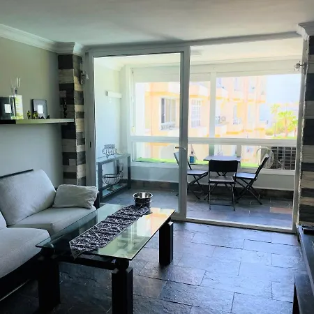 Lizards Lounge - Tanife Beim Yumbo Playa del Inglés